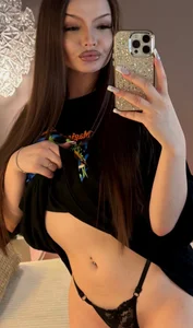 AlexaBright_ my long nails 💅🏻 Bilde