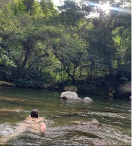 Saraarouusee disfrurando de la naturaleza Pic 3