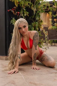 Nicole_Rouss_ Do you like to see me blonde? Pic 6