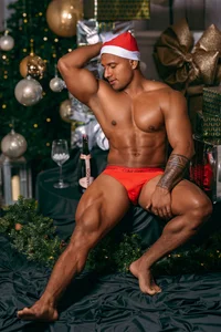 CallumMuscle Merry Christmas 🎄 Hình 5