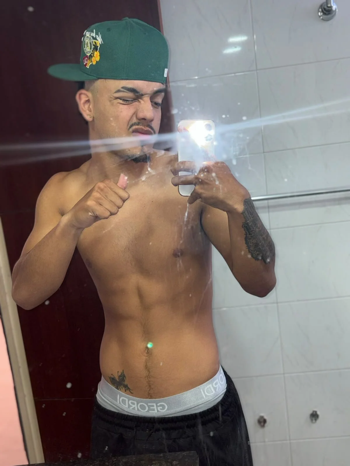Bastian_Fox_ Trendy obrázky 3871