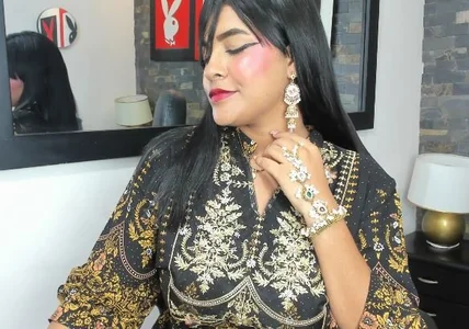 lakshmiraniii wow Immagine  4