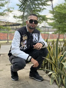 Ian_Valenti ME 💋 Hình 4