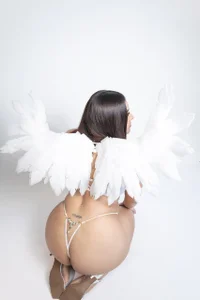 KatlynRous Your angel 😋 Pic