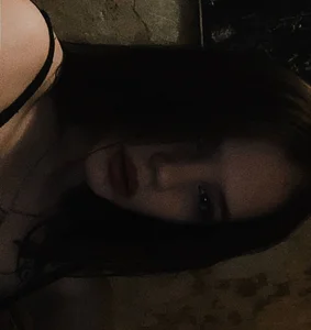Ruby_tulips XXX nøgenfoto 1