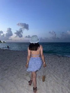 Katalina_Alvarezz Summer gril 😎🏖️☀️ Bilde 5