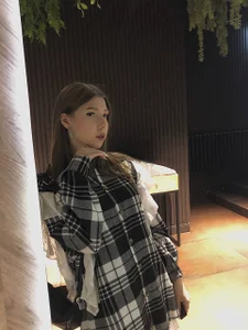 AnnisEasterling Public Pic 3