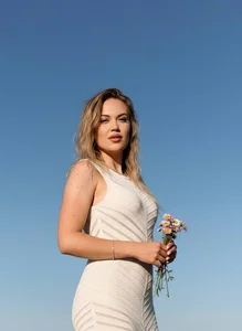 AnnaWillowX Public Pic 3