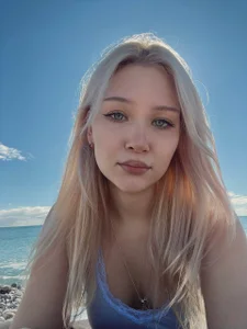 Cira_BabyFace Seafoam Lace Angel Pic