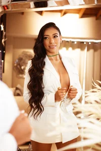 LizzHamilton__ Doll Face Bilde