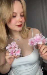 Essie_Fanning your little girl Foto 5