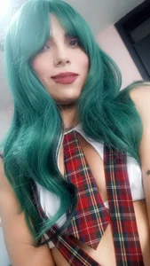 daniia_johns I am the most obedient in the class 🎓😏 Pic