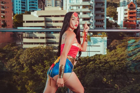 AnnHouston1 Your Wonder Woman🎃 Pic 8