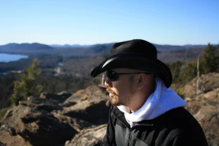 AstonHard Public صورة واحدة|AstonHard Public صورتان|AstonHard Public  صور|AstonHard Public  صورة