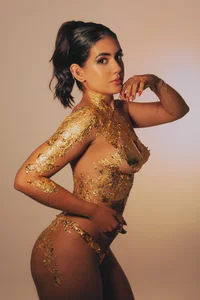 AngelicaVega: 💛Golden Girl💛 ( 3 фото)