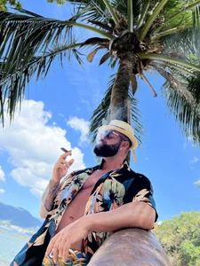 XtreamLeonard Exotic Pic 2
