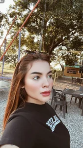 zoe_moon_1 Public Pic 5