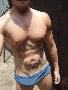 Eu 🔥 de Giricotta  5 Imagens