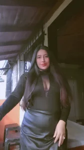 Priya_Bloom Public Poză 2
