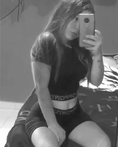 Lucyklein2022 Public Pic 4