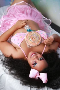 MercyCurly Public Pic 5