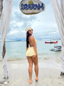 Abbyy_23 Beach Photos 🏖️ Pic 4