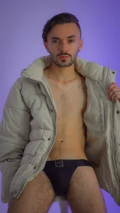 jakemagnus Almost naked, totally yours🔥❤ Pic