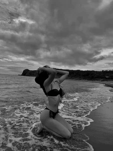VelvetCharm_pinay Her Body Bilde 2
