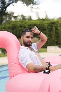 matteosantos pool day Pic