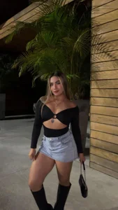 AnnieMonroe1 kullanıcısının Public albümü -  3 fotoğraf