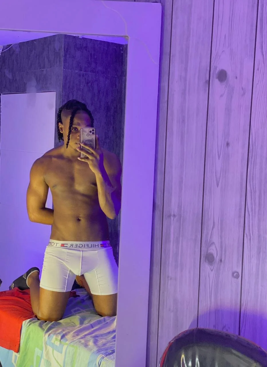 DominicSccott immagine di tendenza 3160