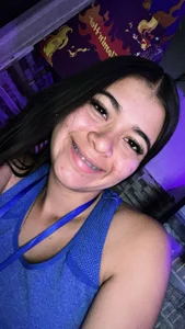 Kloe_00 *-*  2টি ছবি