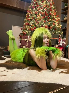 CarolReeves I'll steal your Christmas 🎄 Foto 4