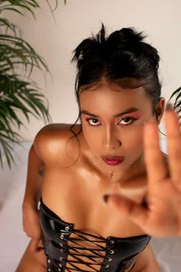 chel_moon Your Dark Fetish 😈 Pic 4