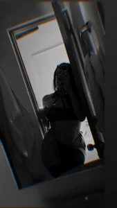 SeleneNooir Public Pic 4