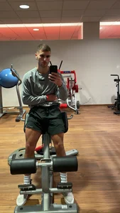 mruniverss Public Foto