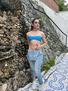 pool girl de mariiahneedles Foto 4