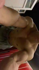 Adriel063 Public  6টি ছবি