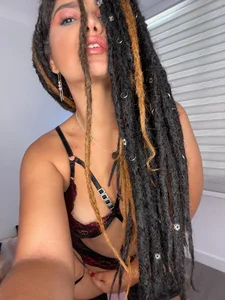 karlye_5 I'm happy to see you again Pic 5