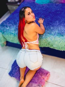 Ayleen_Cherry Public Kuva 4