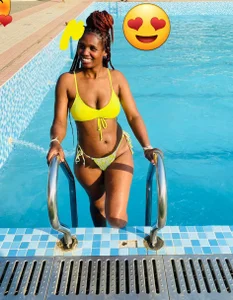 Kinkyy_ Public Pic 8