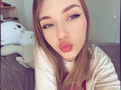 AveryBerkson I want to go away зображення 3