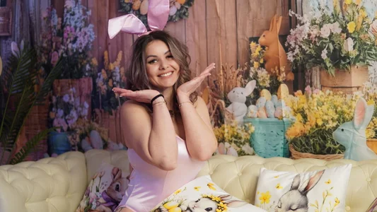 SeductiveMomのThe Easter Teaseの 5枚の写真