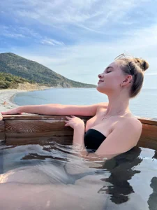 LucettaHewlett Public Pic 3