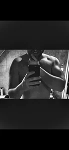 TBM590: Public 2 ( 4 фото)