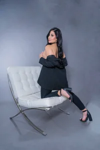 GabriellaFerrer Sexy in Black Pic 2