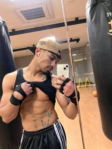 beako_strong's XXX Nude Photo 5