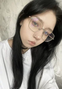 DeliaLoma Public Pic 3