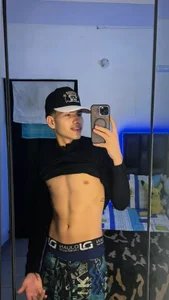 Enjoy this body   🤤🤤 od Dereek_Hot  snímek