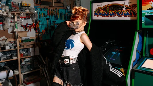 MistyMarlo Broken? I'll fix it. You're next🕹️💘 Billede 2